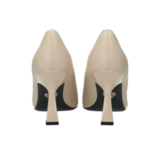 Pumps with spool heel. 9cm high heel