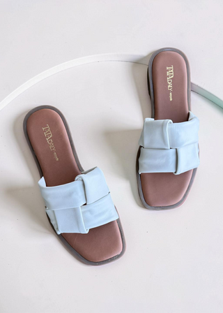 Sandali Donna Bianchi in Vera Pelle con Suola in Gomma