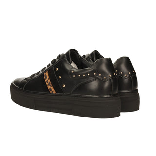 Sneakers Nero Tata Italia